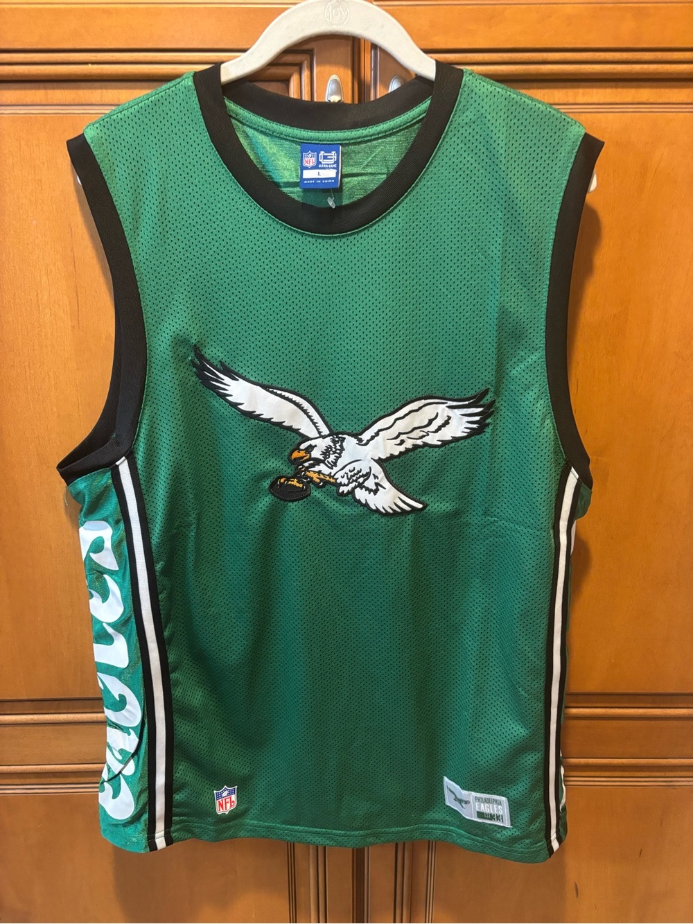 NFL Philadelphia Eagles Sleeveless Jersey. Size: L